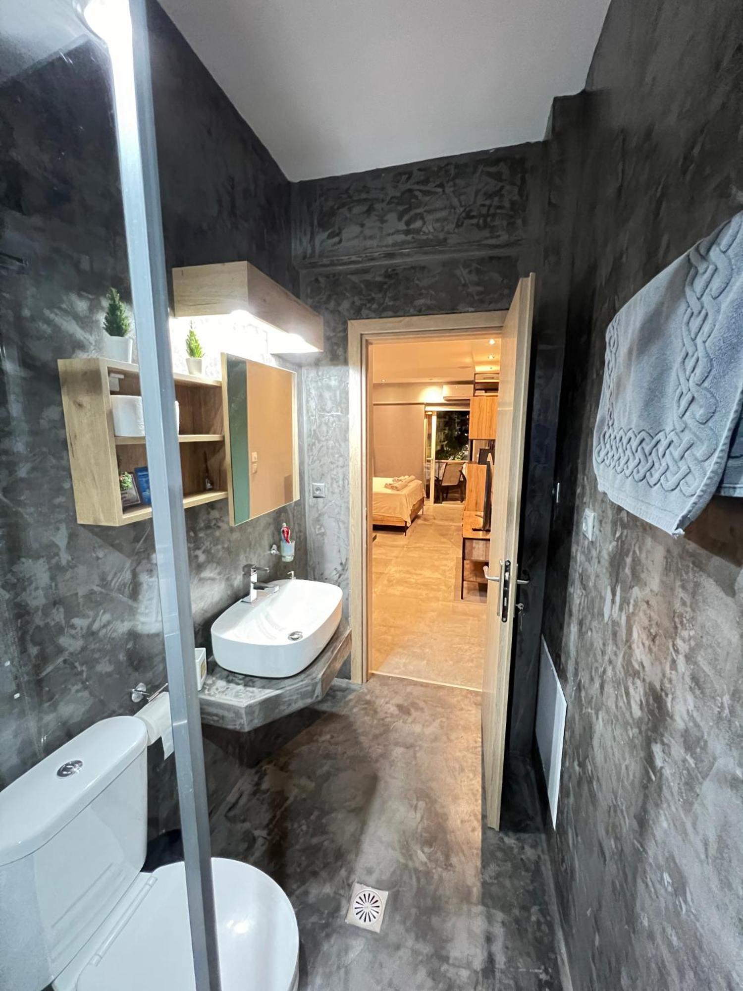 Modern Apartment In The Heart Of The City Alexandroupolis Exteriör bild