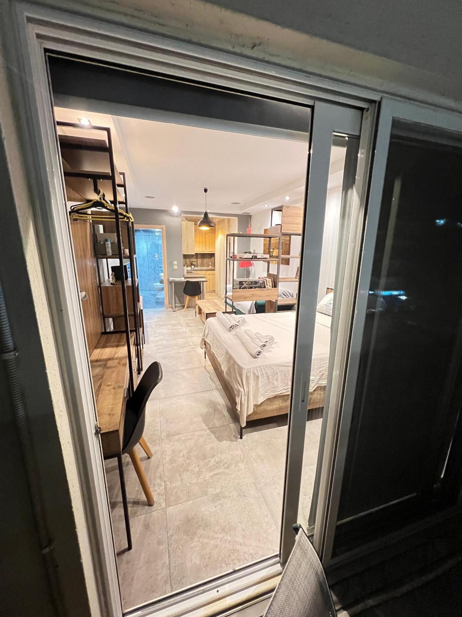 Modern Apartment In The Heart Of The City Alexandroupolis Exteriör bild
